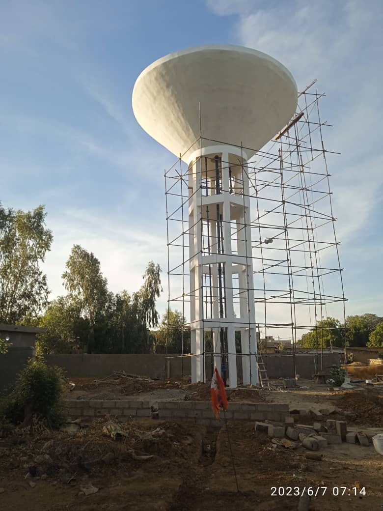 Construction d'un 2ième Forage et chateau d'eau à Moudéry